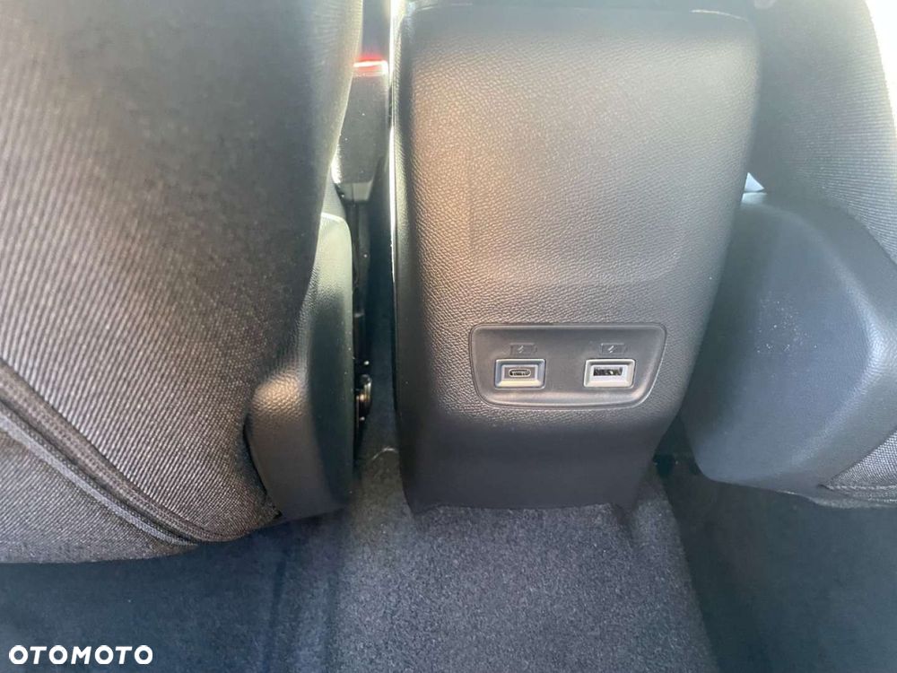 Peugeot 2008 - 14