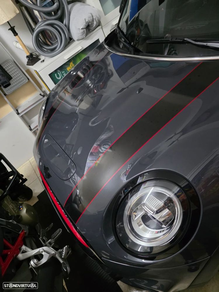 MINI Cabrio John Cooper Works Plus Auto Desportiva - 2