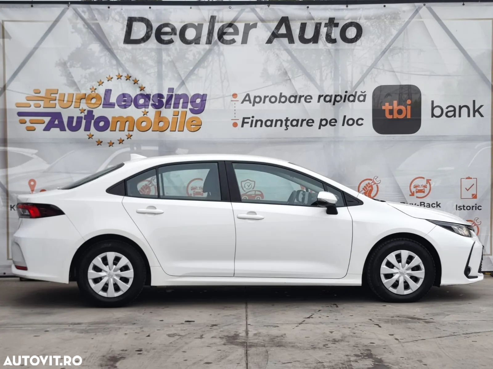 Toyota Corolla - 4