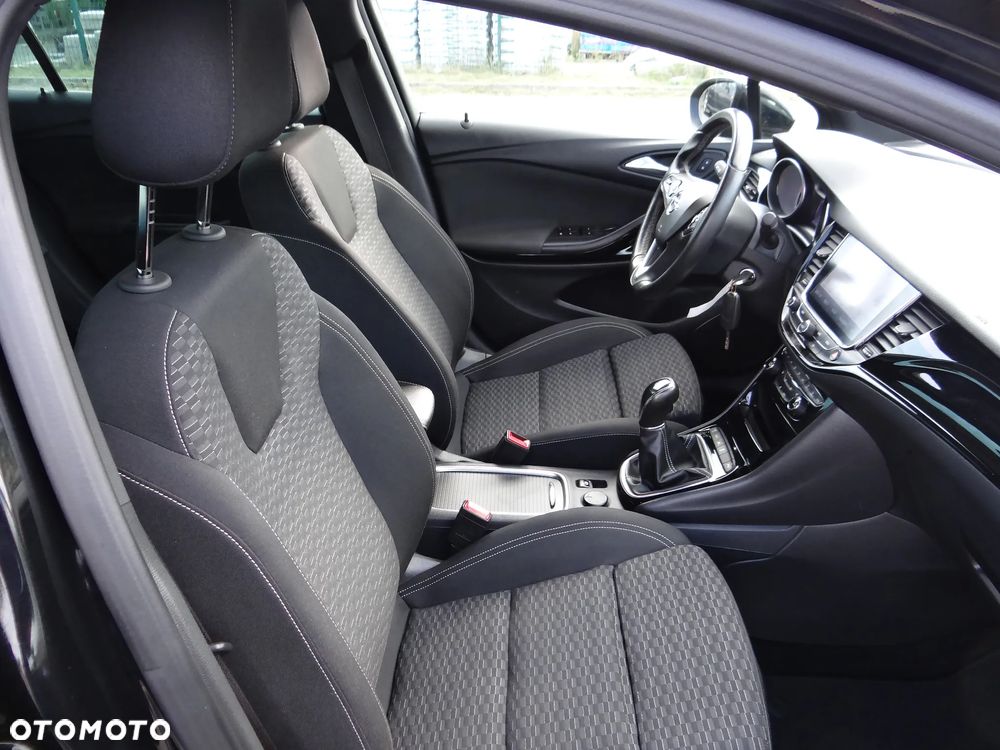Opel Astra - 10