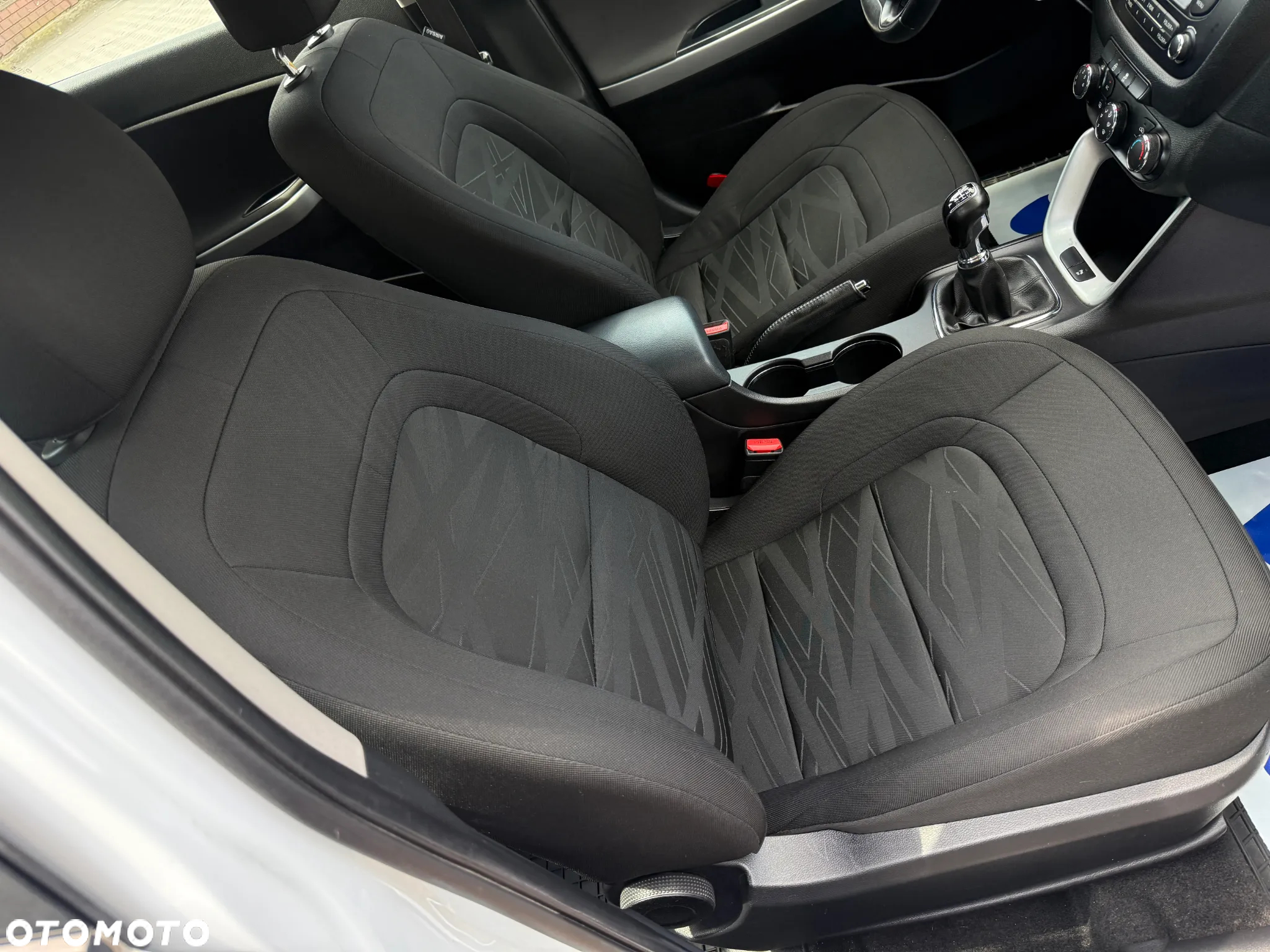 Kia Ceed 1.4 S - 16