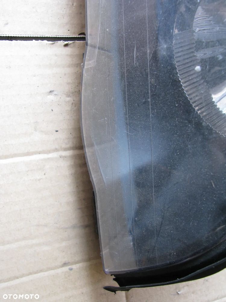 LAMPA PRZEDNIA PRAWA BMW E 46 - 11