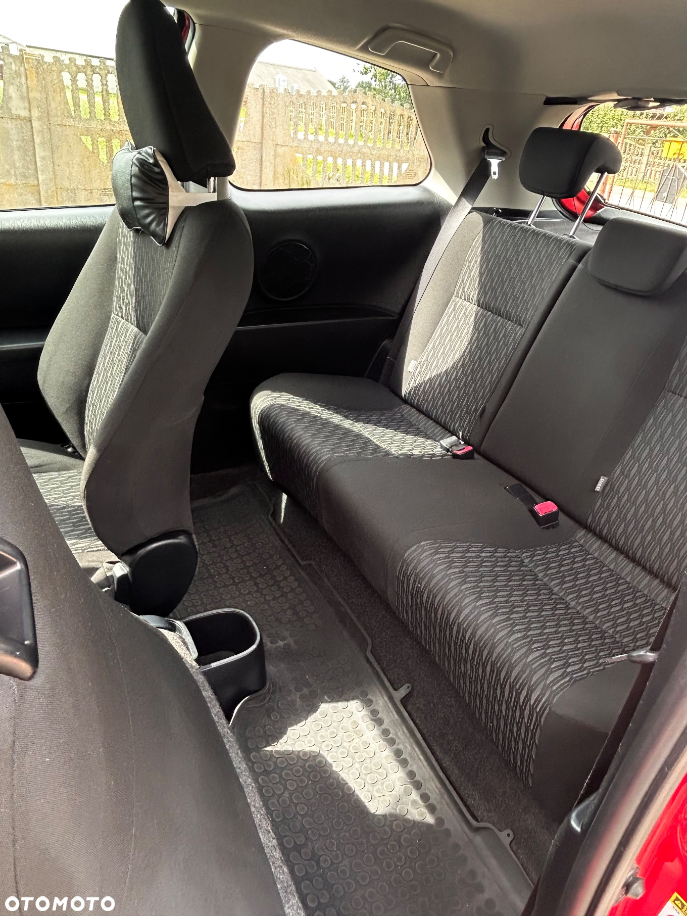 Toyota Yaris 1.0 Luna - 8