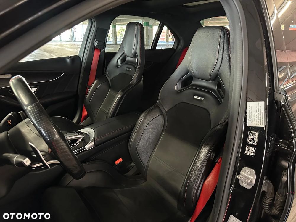 Mercedes-Benz Klasa C 43 AMG 4MATIC - 17