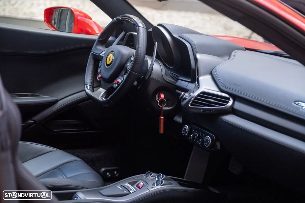 Ferrari 458 - 12