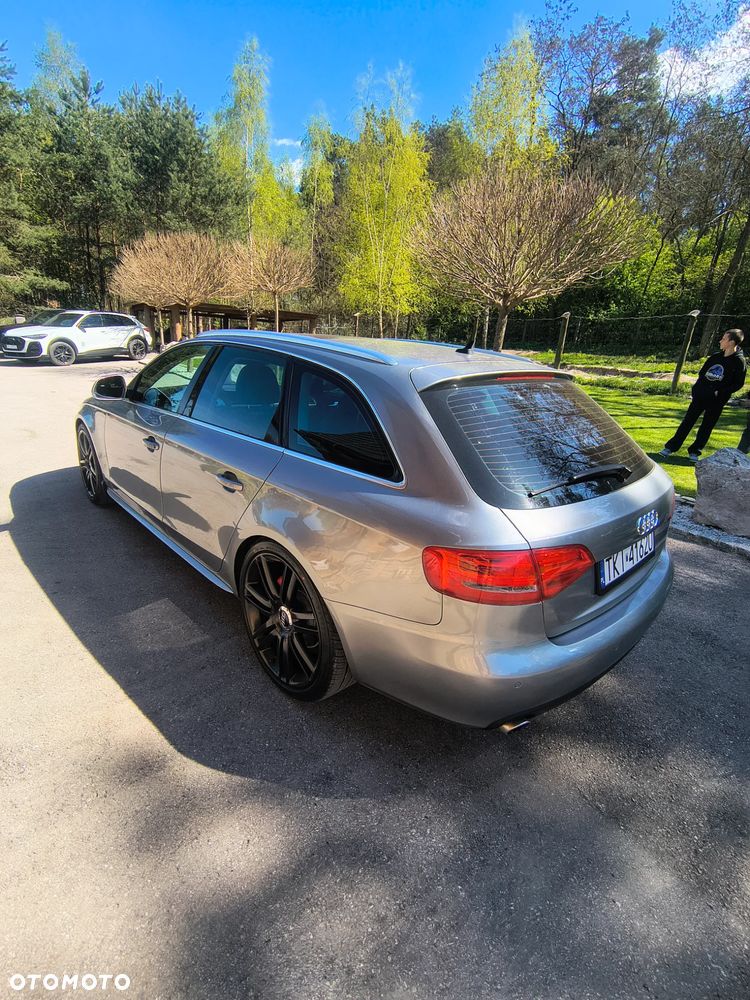 Audi A4 Avant - 9