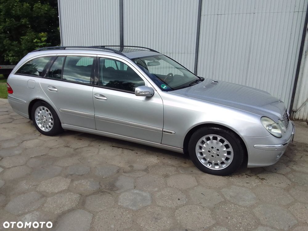 Mercedes-Benz Klasa E - 22