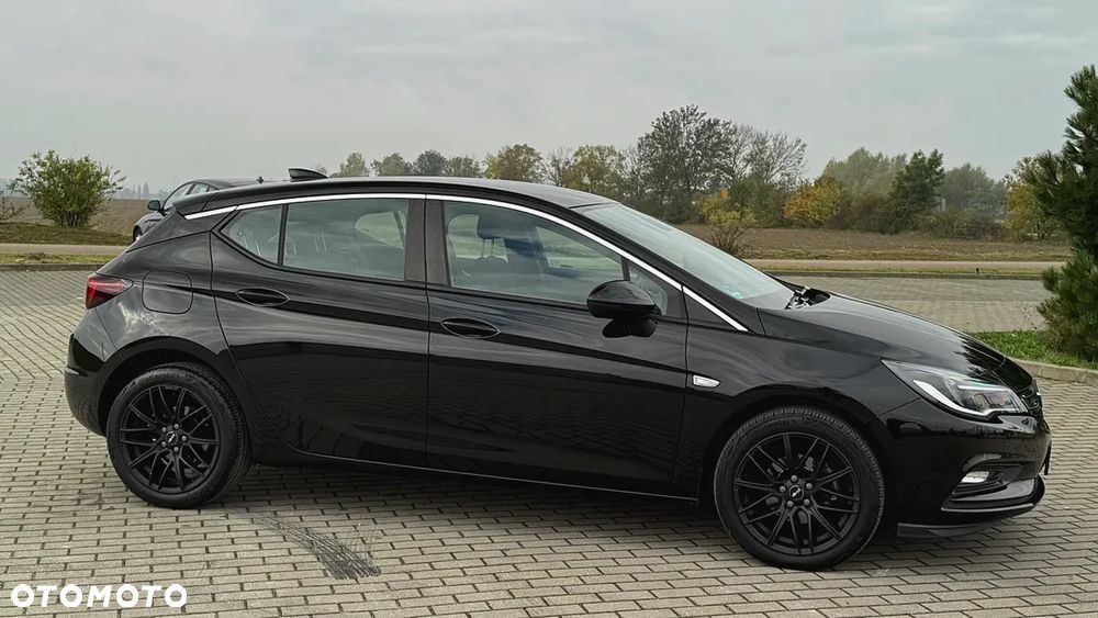 Opel Astra 1.4 Turbo Innovation - 13