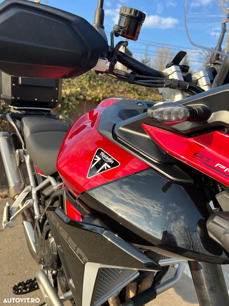 Triumph Tiger 900 - 7