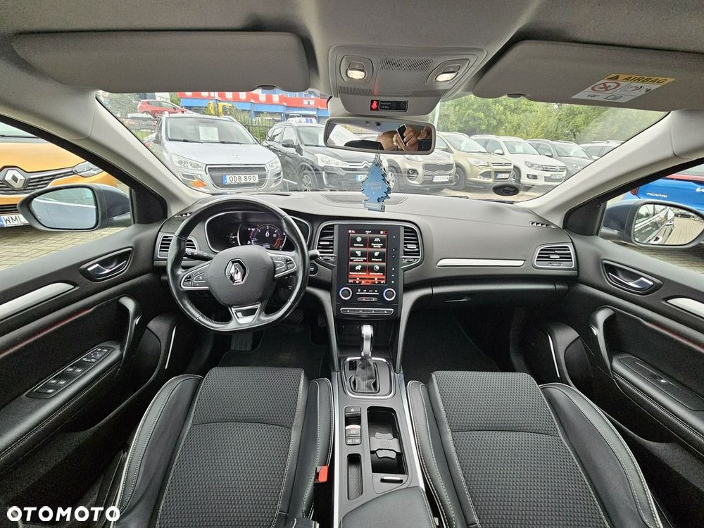 Renault Megane BLUE dCi 115 EDC BOSE EDITION - 22