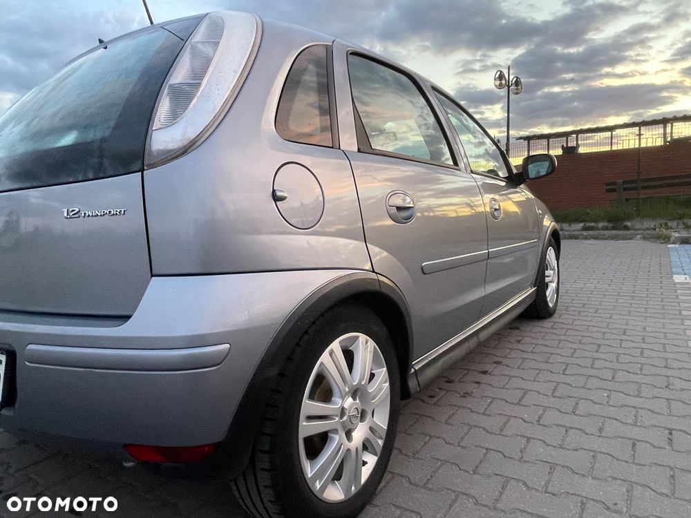 Opel Corsa 1.2 16V Cosmo EasyTronic - 11