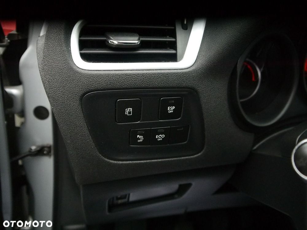 Citroën C4 e-HDi 110 Selection - 35