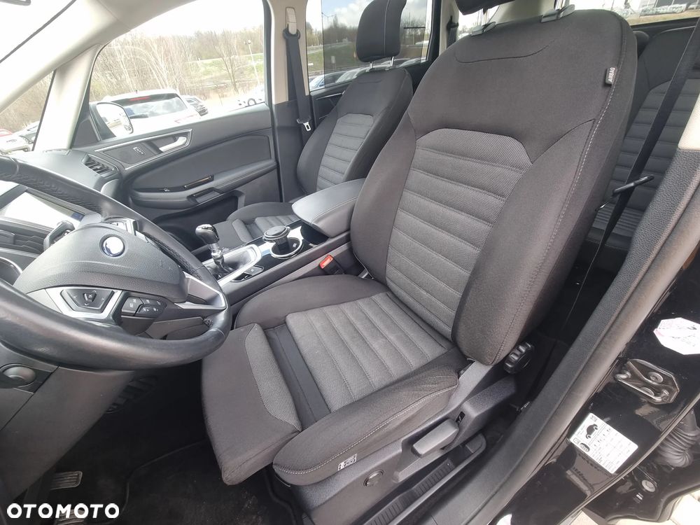 Ford S-Max 2.0 EcoBlue Titanium - 23