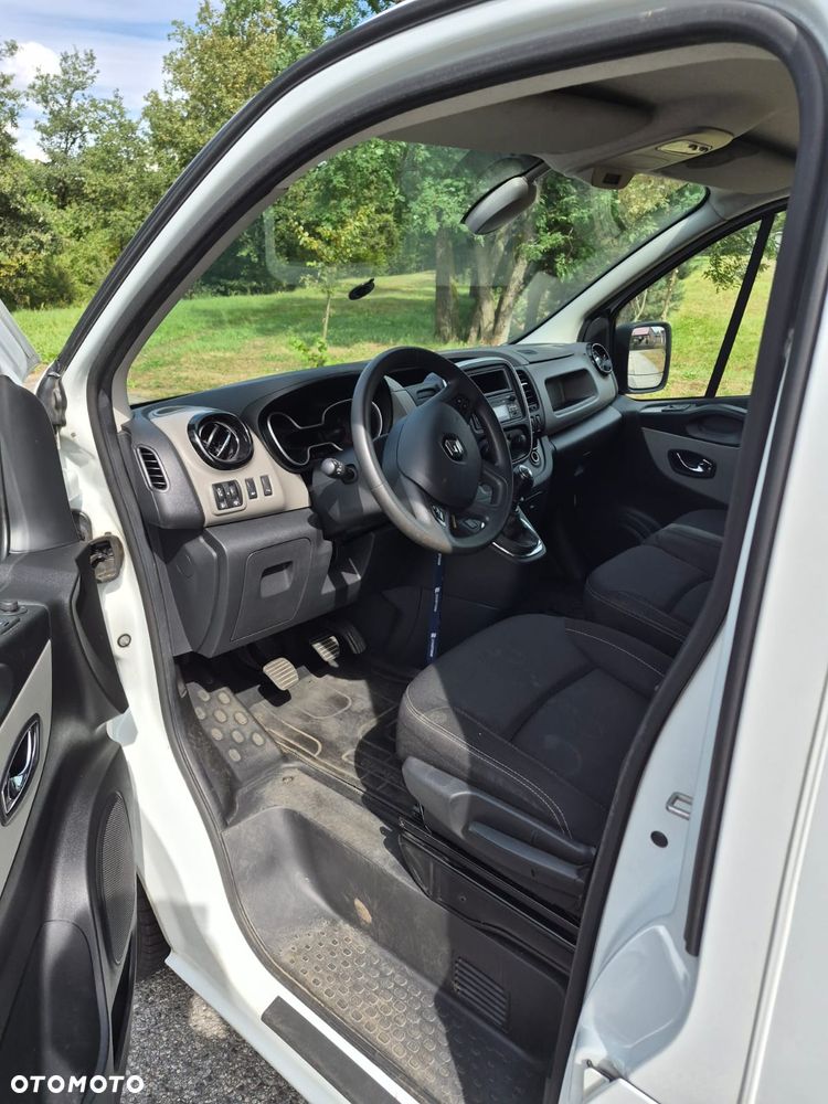 Renault Trafic - 17