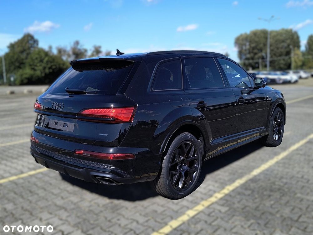 Audi Q7 - 11