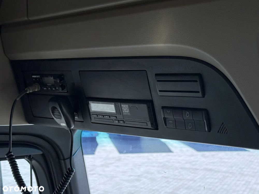 Mercedes-Benz ACTROS 1845 / STANDARD / SALON PL - 9