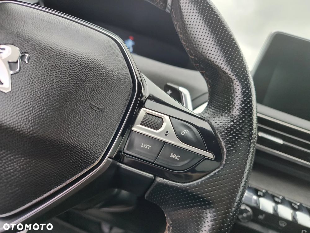 Peugeot 3008 BlueHDi 180 Stop & Start EAT8 GT - 32