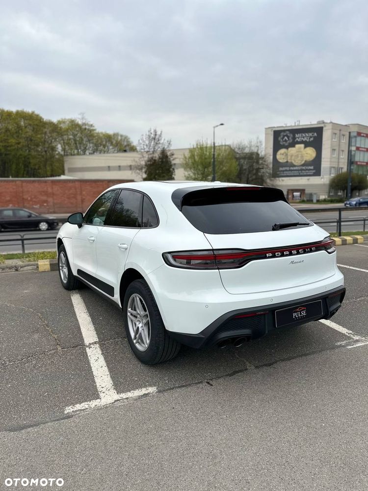 Porsche Macan - 2
