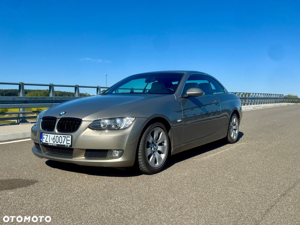 BMW Seria 3 320i - 5