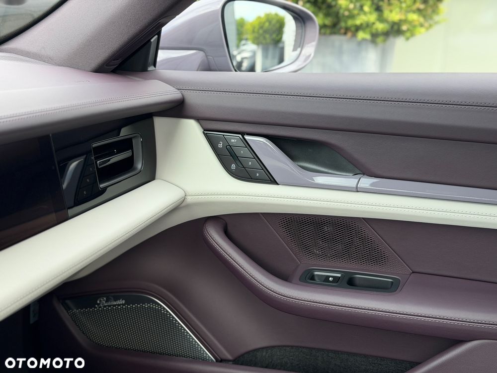 Porsche Taycan 105kWh Performance Plus - 19