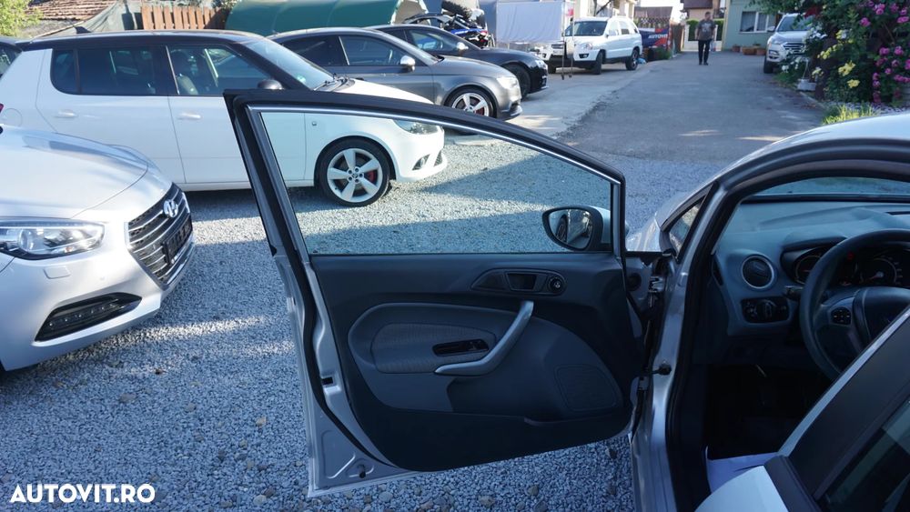 Ford Fiesta 1.25 Ambiente - 6