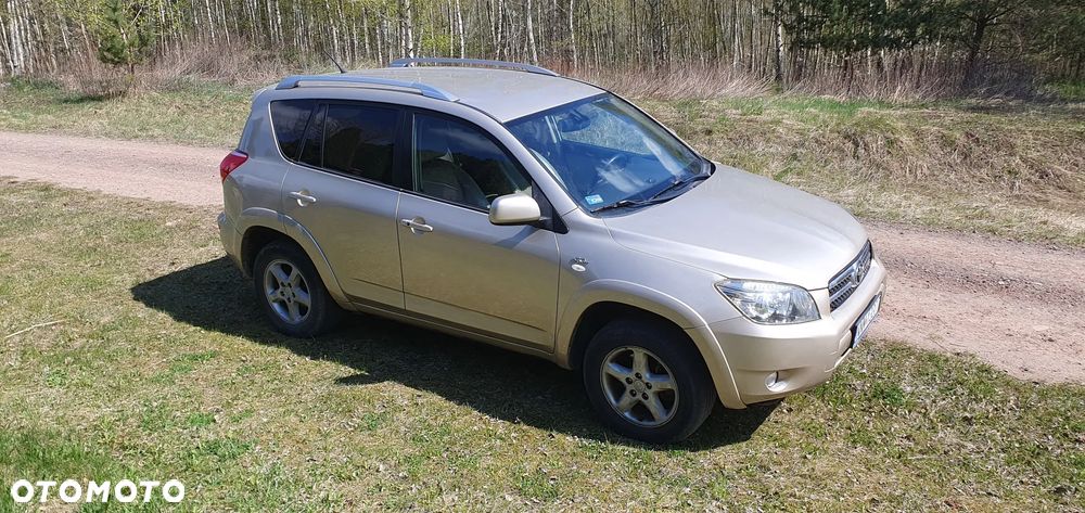 Toyota RAV4 2.2 D-4D X - 3