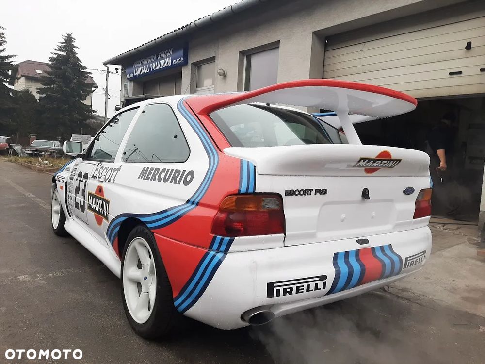 Ford Escort 2000 RS Cosworth - 4