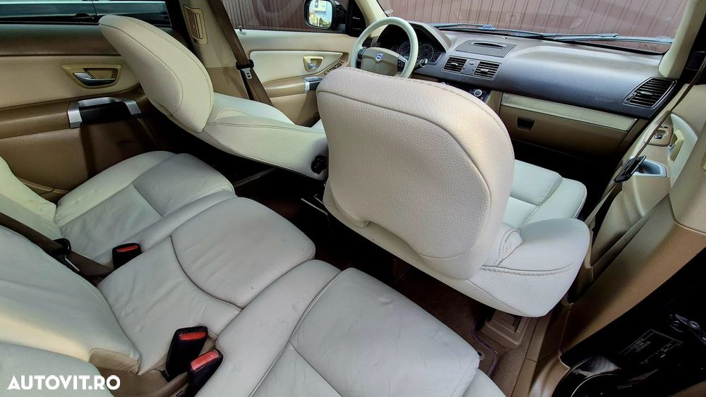 Volvo XC 90 - 7