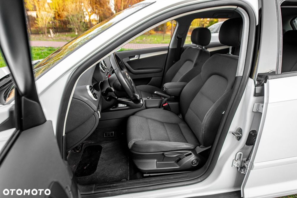 Audi A3 Sportback 1.8 TFSI quattro Ambition - 14