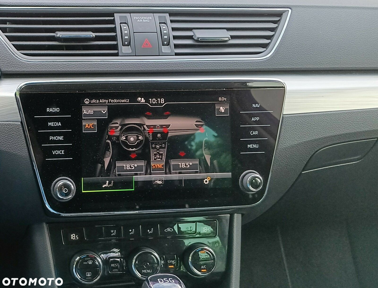 Skoda Superb 2.0 TDI SCR Ambition DSG - 38