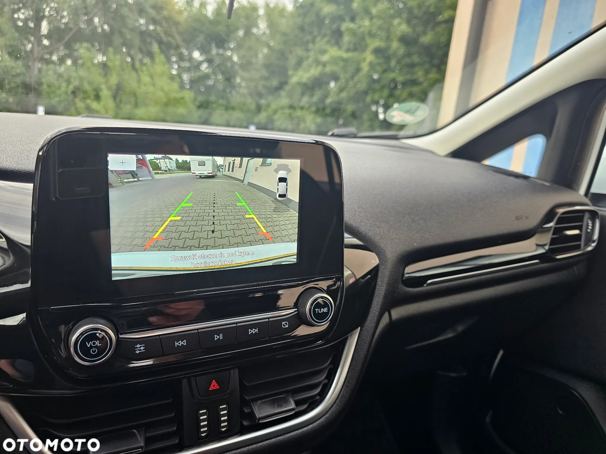 Ford Fiesta 1.1 COOL&CONNECT - 14