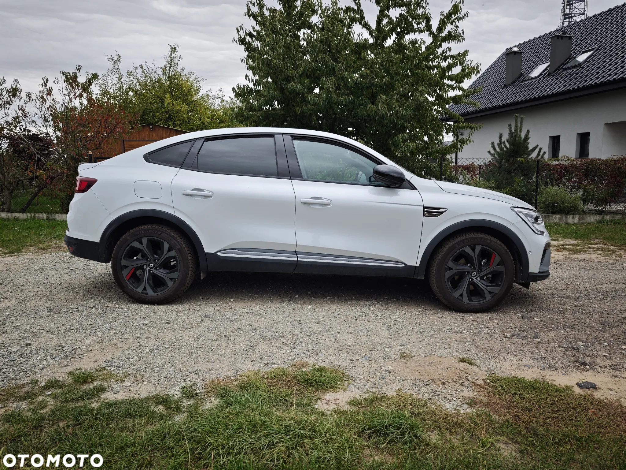 Renault Arkana E-TECH 145 R.S.LINE - 4