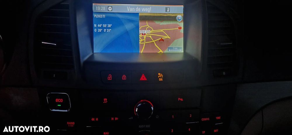 Opel Insignia - 11