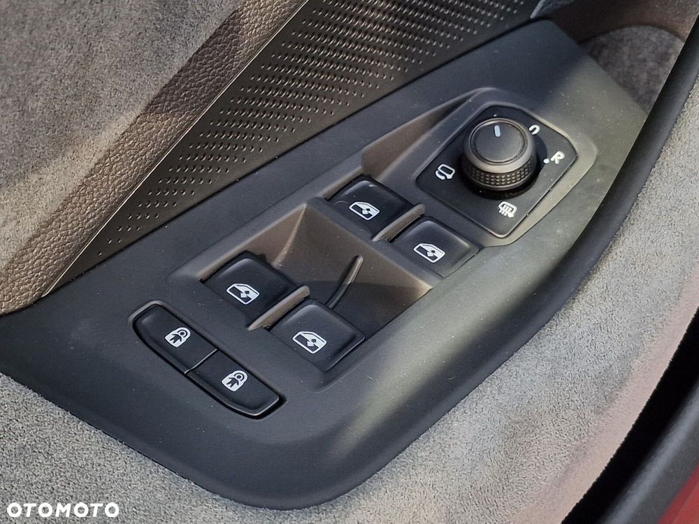 Skoda Superb 2.0 TDI SCR 4x4 Selection DSG - 23