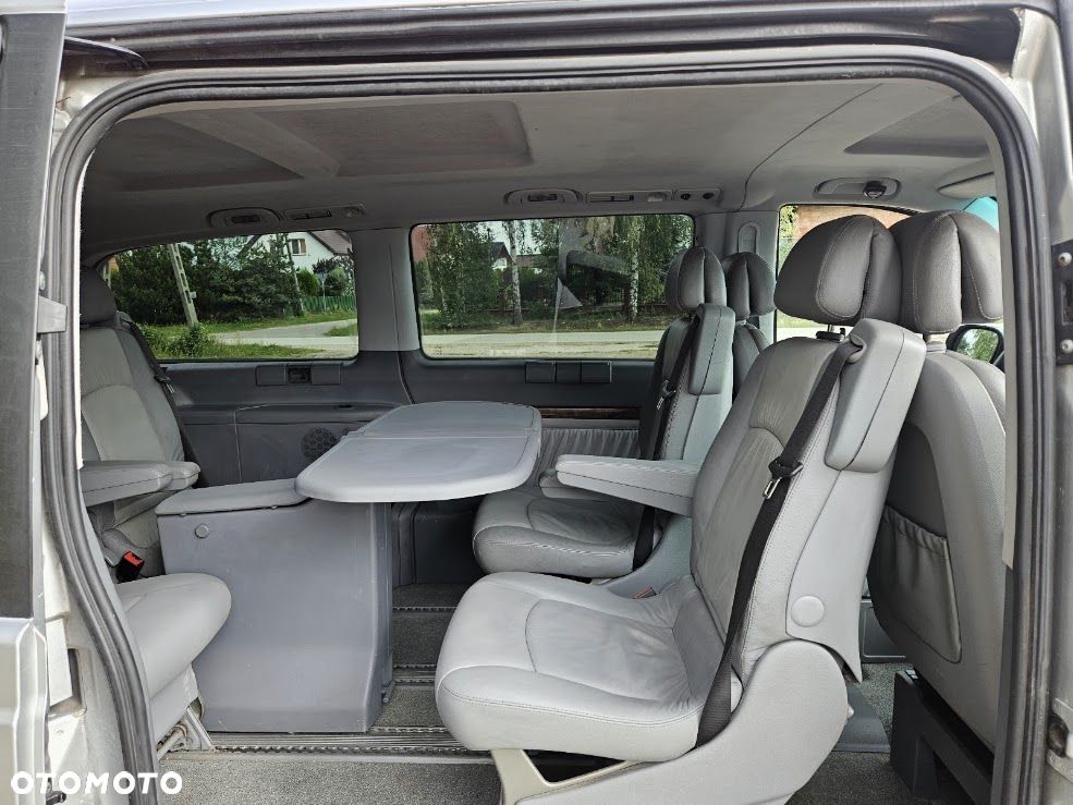 Mercedes-Benz Viano - 11