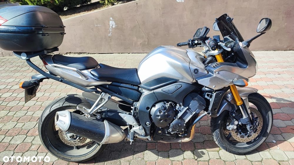 Yamaha FZS - 9