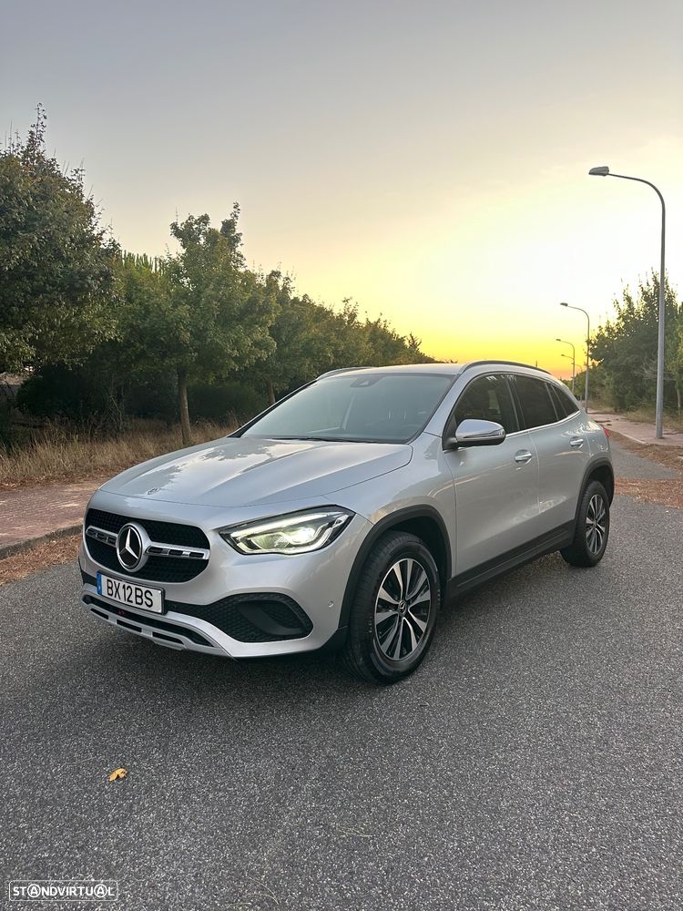 Mercedes-Benz GLA 200 d Progressive - 2