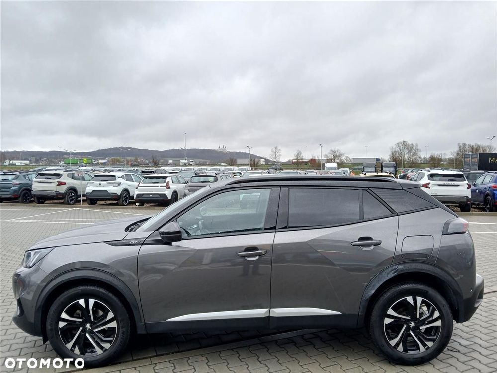 Peugeot 2008 1.2 PureTech GT S&S - 6