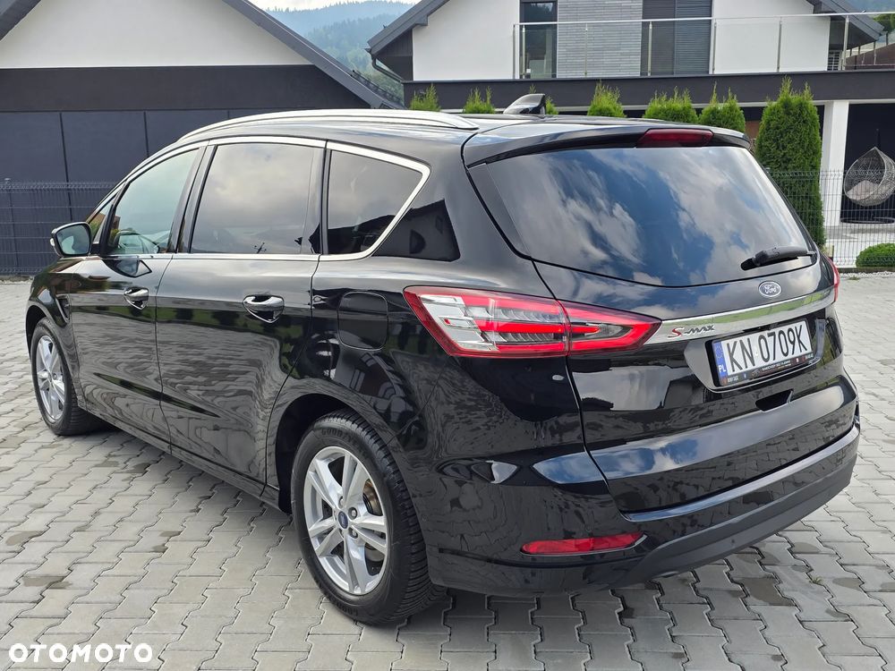 Ford S-Max 2.5 Duratec FHEV TITANIUM - 3