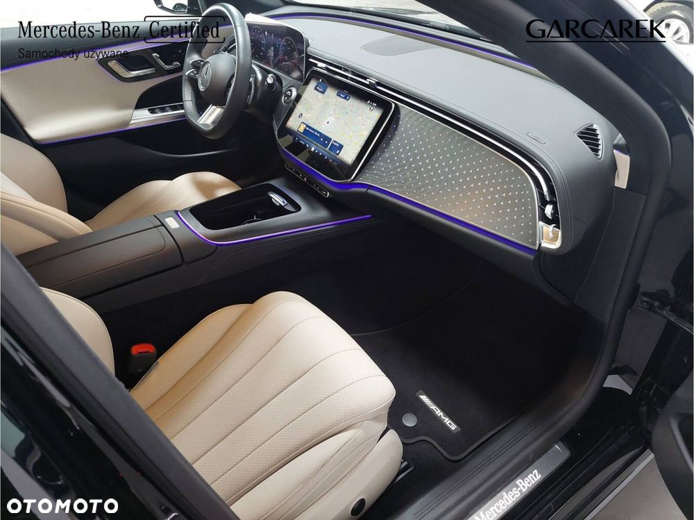 Mercedes-Benz Klasa E 200 mHEV AMG 9G-Tronic - 21