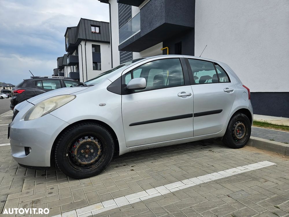 Toyota Yaris - 2