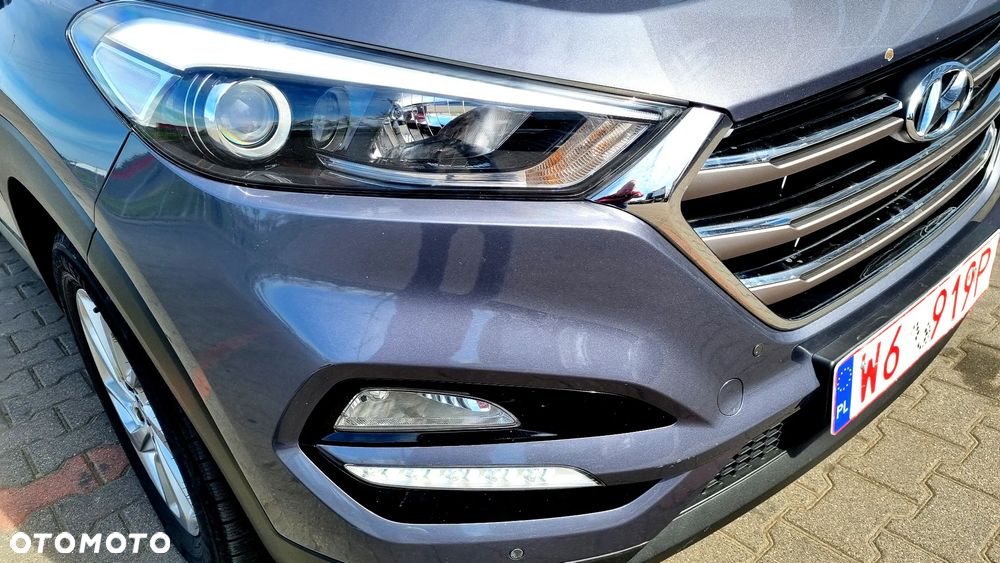 Hyundai Tucson blue 1.7 CRDi 2WD Intro Edition - 11