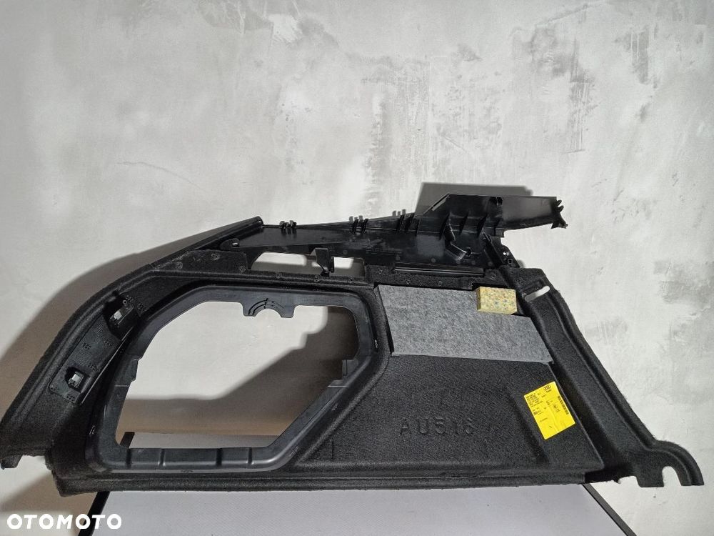 BOCZEK BAGAŻNIKA TAPICERKA PRAWA AUDI E-TRON 4KE863880 - 4