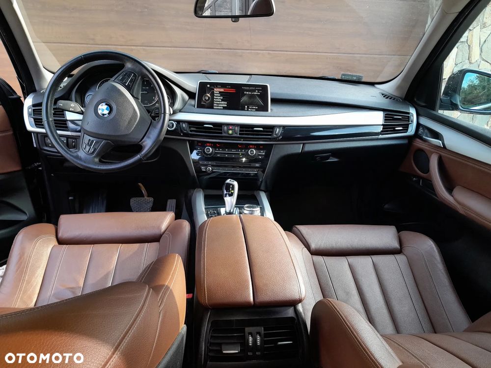 BMW X5 xDrive25d - 11