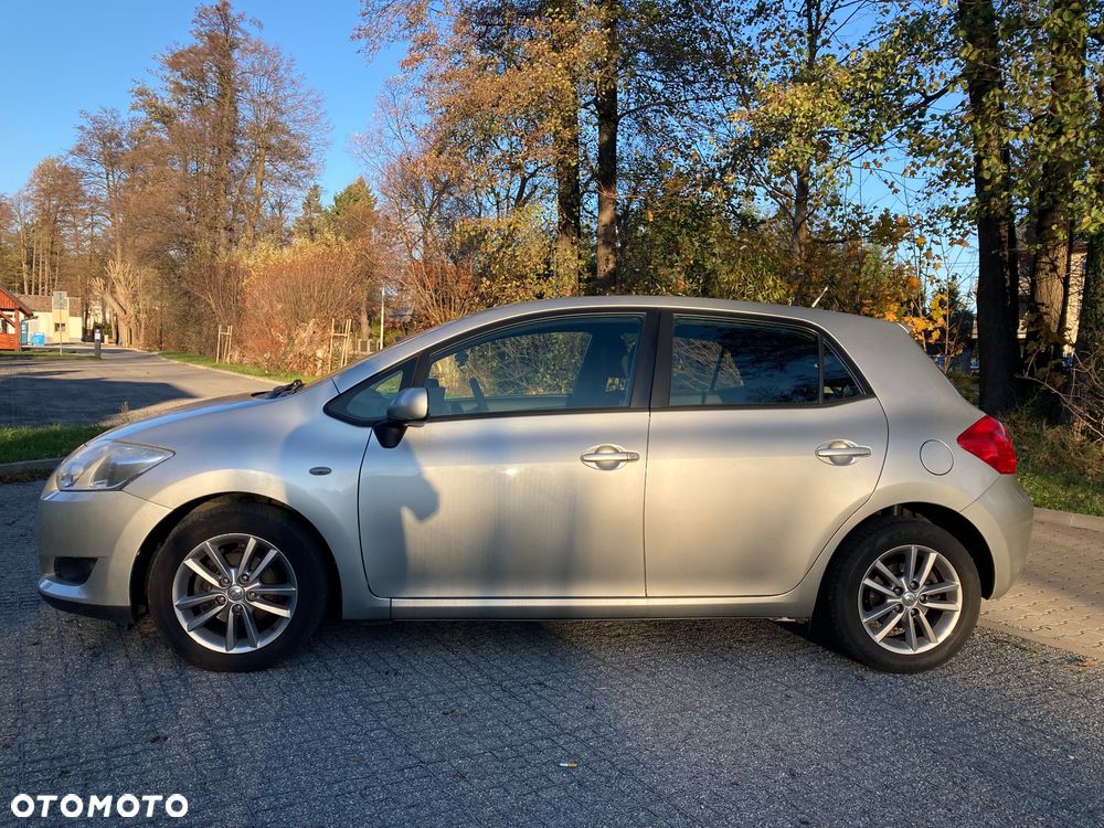 Toyota Auris 1.6 2010 - 3