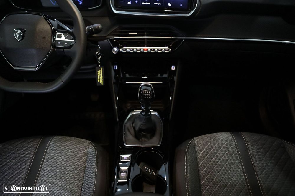 Peugeot 208 1.2 PureTech Allure - 27