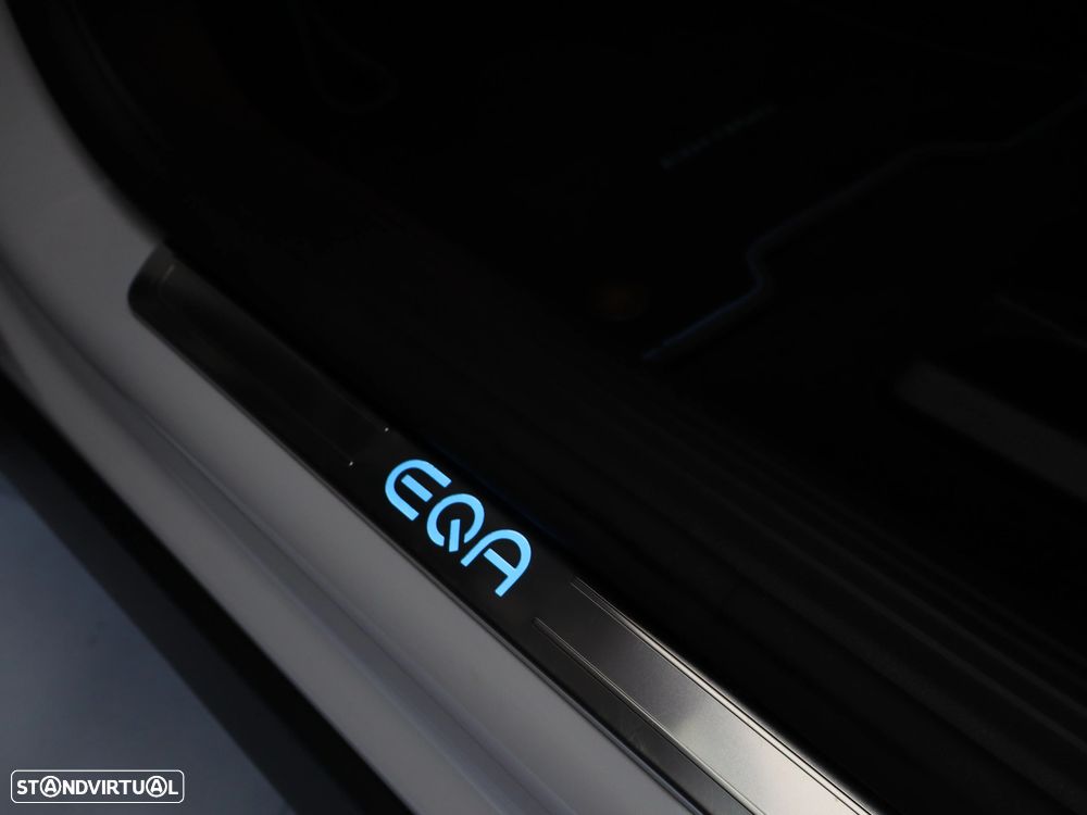 Mercedes-Benz EQA 250 AMG Line - 24