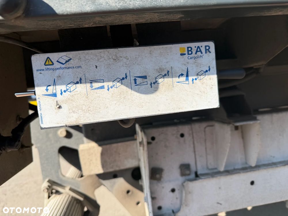 Ducato boxer Jumper MASTER  zabudowa kontener z winda BAR - 12