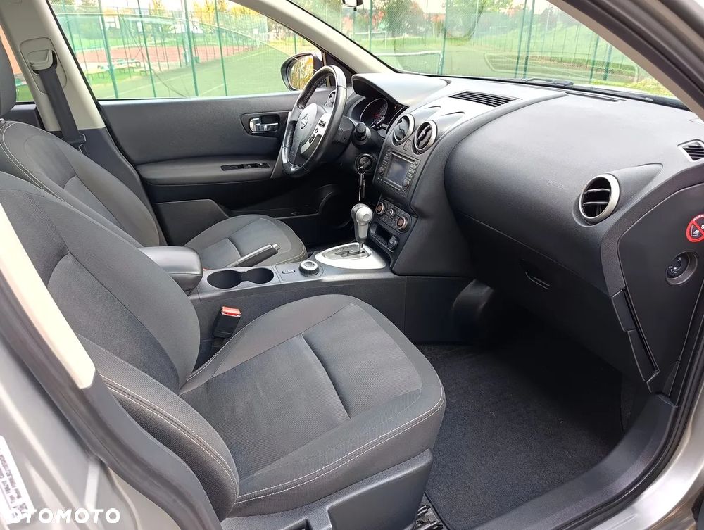 Nissan Qashqai 2.0 4 x 4 CVT tekna - 13