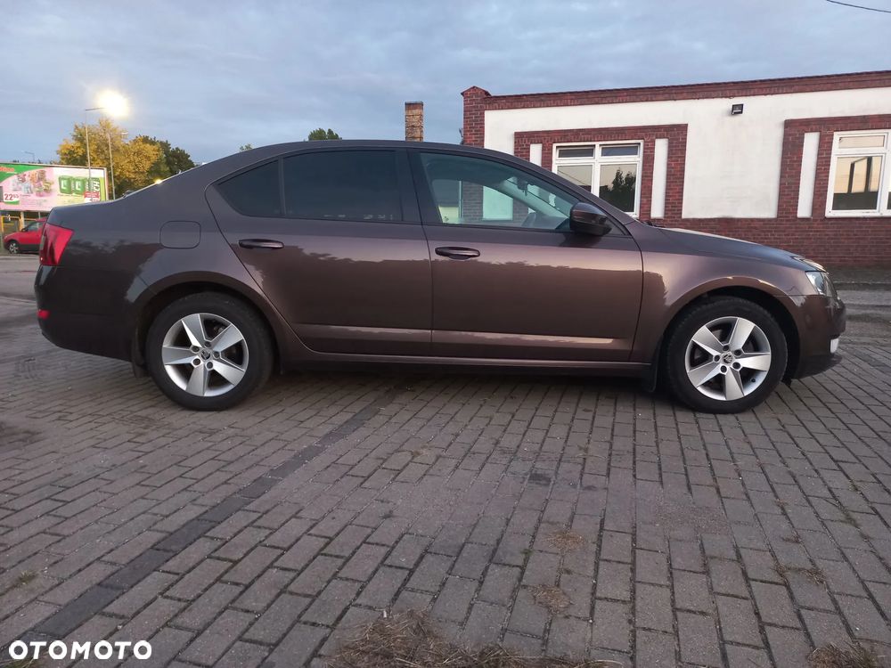 Skoda Octavia 1.4 TSI Ambition - 4